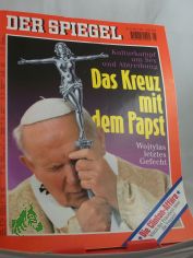 5/1998, Das Kreuz mit dem Papst