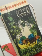 Camp 87 / Arne Leonhardt. Illustrationen von Rudolf Grapentin