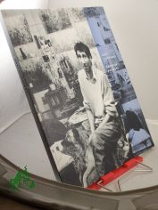 Axel Nickolaus, K�nstlerportr�ts : achtundsechzig Photographien ; dieses Buch erschien anl�sslich der Ausstellungen in der Kieler Kunsthalle ... und dem Museum Langes Tannen Uetersen, 1992/93 / Gestaltung Ingo Wulff ; Axel Nickolaus