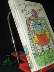 Im Fussballtor steht Maus Mathilde